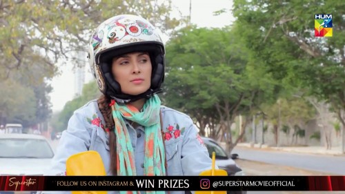 07.Vespa-Girl-_-HUM-TV-_-Telefilm.mp4-3.jpg