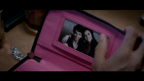 Aashiqui-2-2014-1080p-BluRay-Remux-AVC-DTS-HDMA-5.1-DusIctv.mkv_20210518_212823.747.png