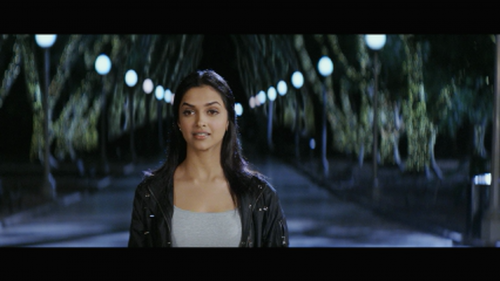 Bachna-Ae-Haseeno-2008-1080p-Bluray-Remux-AVC-DTSHD-MA-5.1-DusIctv.mkv_20210526_105746.778.png