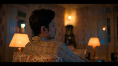 Mrs-Undercover-2023.1080p.ZEE.WEB-DL.AAC.2.0.x264-DUS-IcTv.mkv_snapshot_01.17.00.000.png