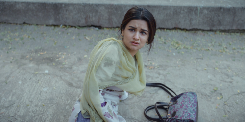 Tiku-Weds-Sheru-2023.2160p.SDR.AMZN.WEB-DL.DDP5.1.H.265-DUS-IcTv.mkv_snapshot_01.28.34.000.png