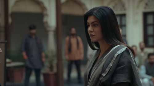 Aarya.S03E01.Kahani.Abhi.Khatam.Nahi.Hui.Hain.1080p.HS.WEB-DL.Multi.DDP5.1.Atmos.H.264-DUS-IcTv.mkv_snapshot_30.44.000.png