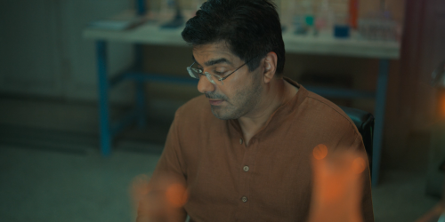 PI.Meena.S01E06.The.Live.Data.1080p.AMZN.WEB-DL.DDP5.1.H.264-DUS-IcTv.mkv_snapshot_28.28.000.png