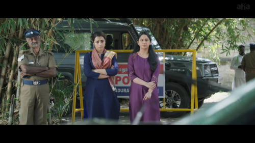 The-Road-2023-1080p-WebDL-x264-AAC-2.0Telugu-DusIctv.mkv_snapshot_01.22.34.000.png
