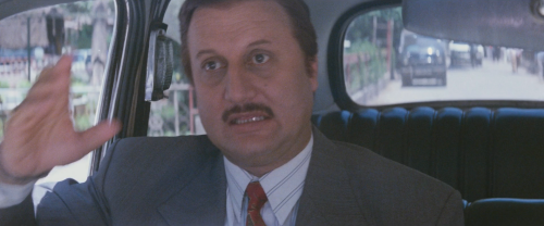 Gudgudee.1997.1080p.AMZN.WEB-DL.DDP2.0.H.264-DUS.mkv_20240903_091816.835.png