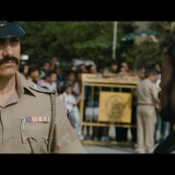 Talaash.2012.BluRay.1080p.DTS-HD.MA.5.1.AVC.REMUX-FraMeSToR.mkv_snapshot_00.08.31.594