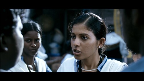 Angadi-Theru-2010-1080p-BluRay-Remux-AVC-LPCM-5.1---Kysrze.mkv_snapshot_00.29.38.860.jpg