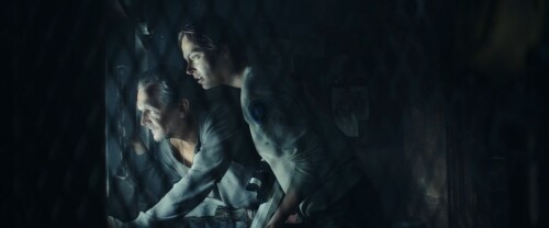 Tides The Colony (2021) Telugu Dubbed Movie Screen Shot 5