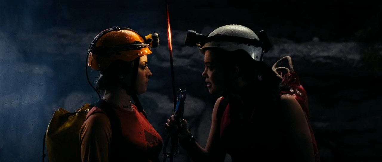 The Descent (2005) Telugu Dubbed Movie Screen Shot 1