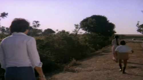Maan.Abhimaan.1980.1080p.WEB-DL.H.264.AAC.2.0-JA.mkv_screenshot_04.png
