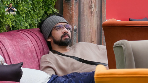 Bigg-Boss.2025.S19E72.Day.71.1080p.WEB-DL.H.264.AAC.2.0-JA.mkv_screenshot_06.png