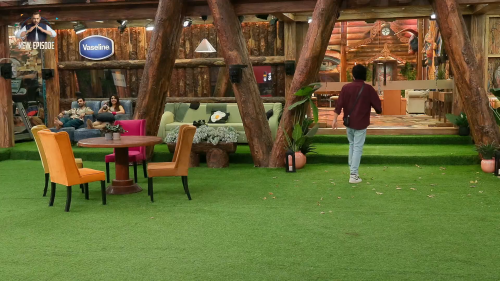 Bigg-Boss.2025.S19E76.Day.75.1080p.WEB-DL.H.264.AAC.2.0-JA.mkv_screenshot_06.png