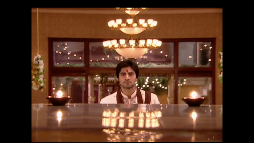 Kis.Desh.Mein.Hai.Meraa.Dil.2008.S01E24.1080p.WEB-DL.H.264.AAC.2.0-JA.mkv_screenshot_08.png