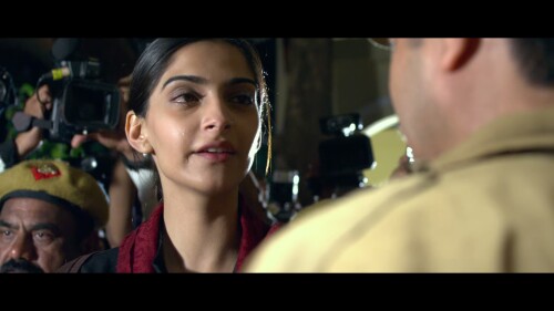 Raanjhanaa-2013-HINDI-1440P-ZEE5-WEB-DL-H265-DDP5.1-ESUB-SHB931.mkv_20260127_225930.506.jpg